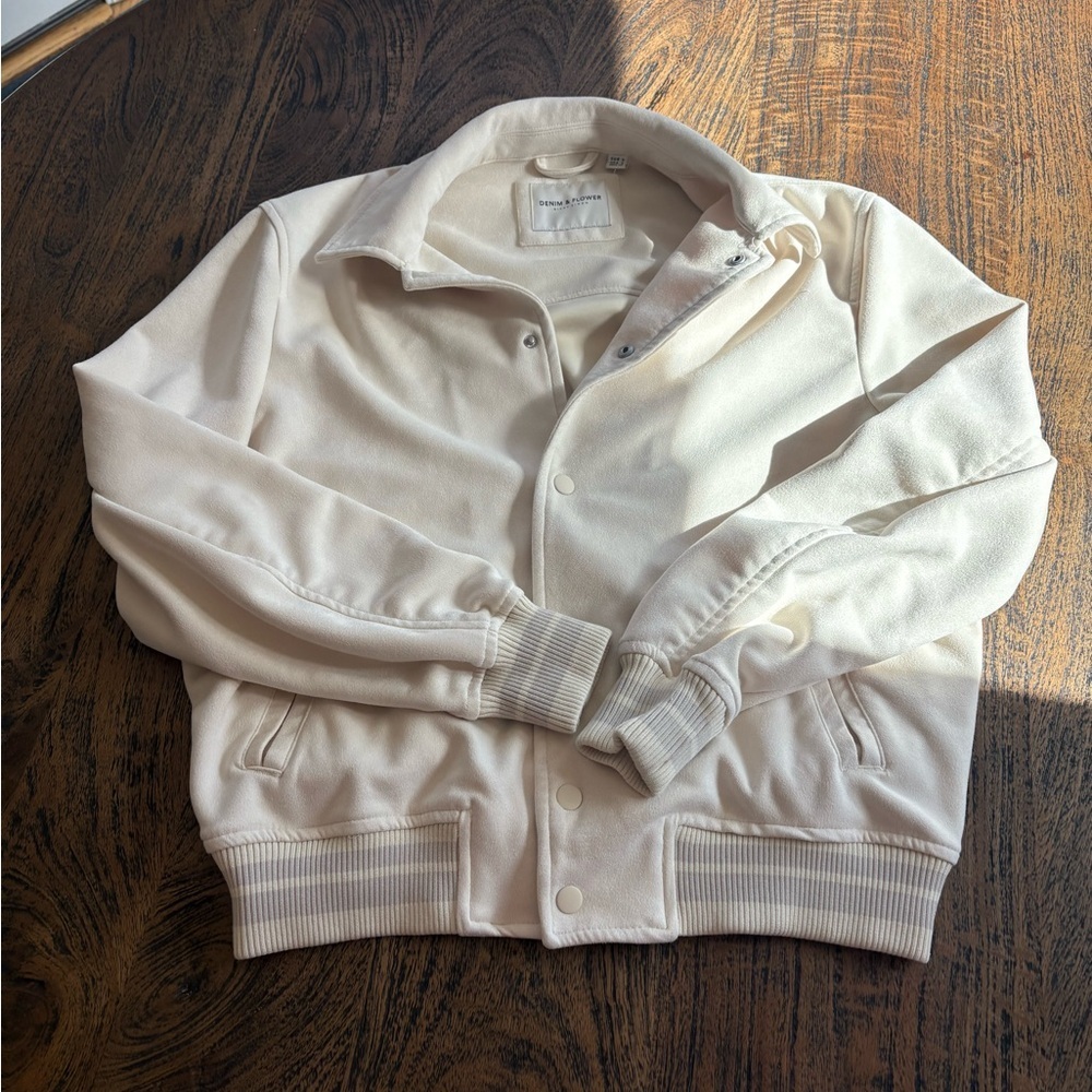 Denim & Flower Cream Apparel